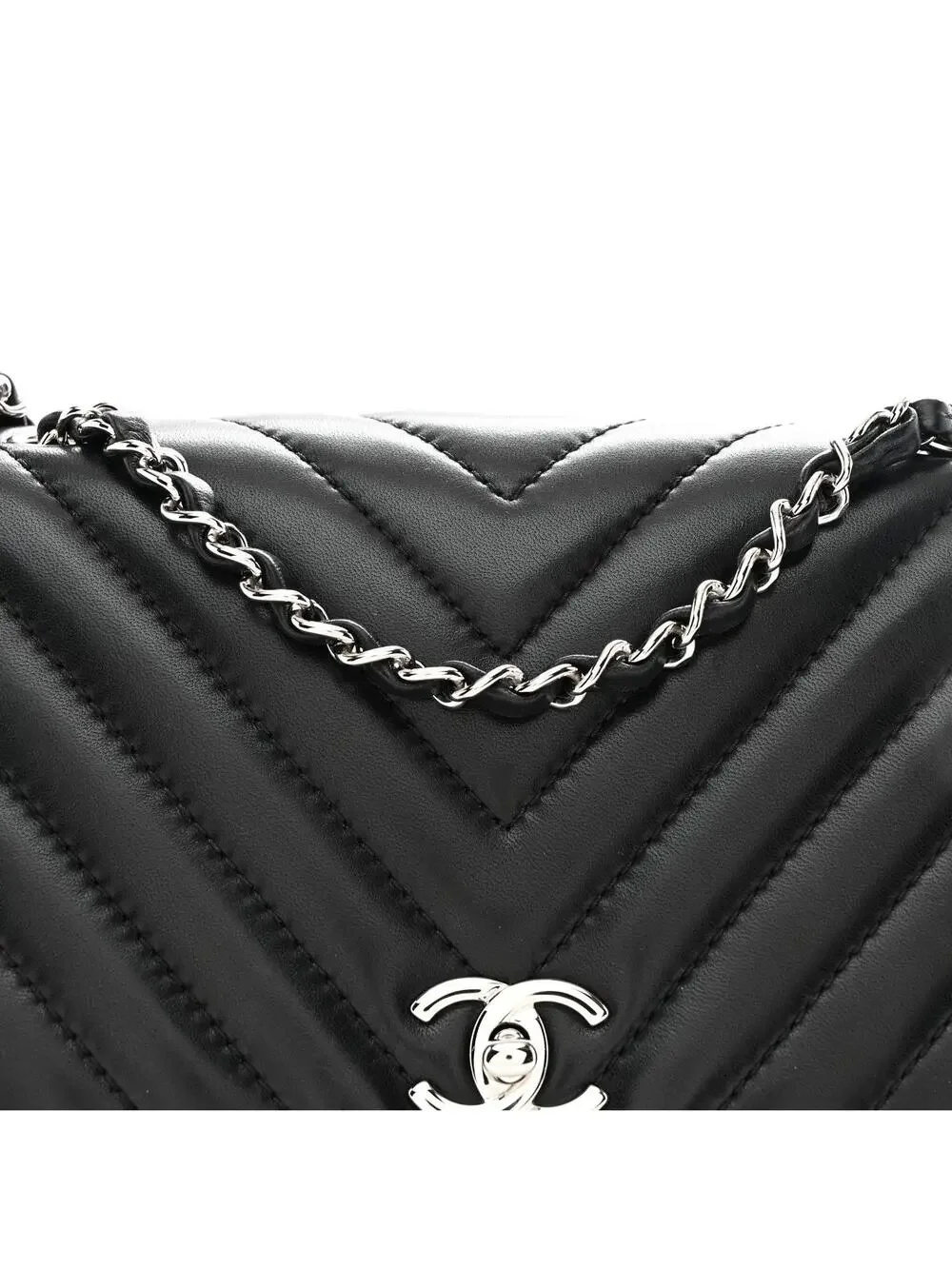 Chanel Lambskin Surpique Chevron Medium #279049C39B